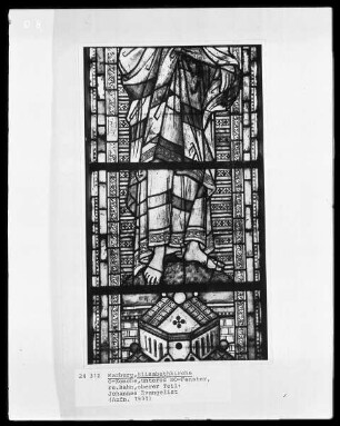 Fenster n II (unteres Nordostfenster) — Rechte Bahn — Johannes der Evangelist
