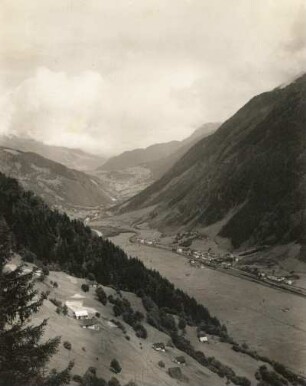 Schweiz. Glarner Alpen, Tal der Reuß