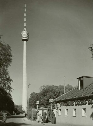 Stuttgart, Fernsehturm im Bopser Wald