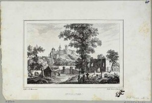 Blick vom Friedhof mit ruinöser Kapelle auf die Stadt und die Ruine der Burg Stolpen