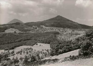 Aussig (heute Ústí nad Labem / Tschechien). Blick vom Marienberg (Mariansky vrch) nach Südwesten ins Bielatal