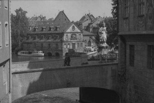 Bamberg: Durchblick zur unteren Regnitzbrücke