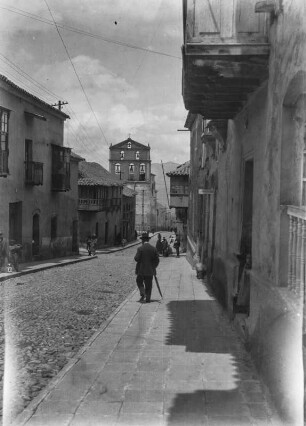 Potosi, Straße der Oberstadt : Blick auf eine Straße der Oberstadt von Potosi, wo sich ursprünglich eine indigene Siedlung erstreckte.