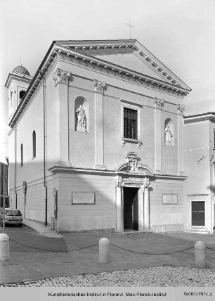 Piazza dell'Accademia, Carrara