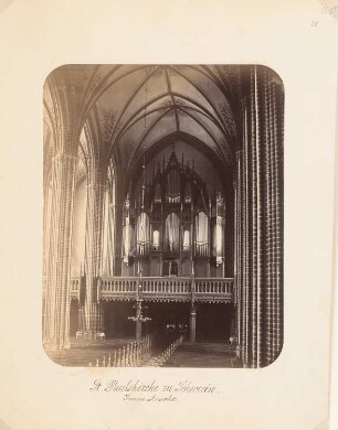 Paulskirche, Schwerin: Ansicht des Inneren der Paulskirche Richtung Orgelempore