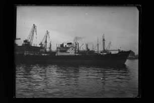 Reinhard Lorenz Russ (1951), Russ, Ernst.- Schiffahrt- u. Assekuranz-Ges. E. Russ & Co., Hamburg