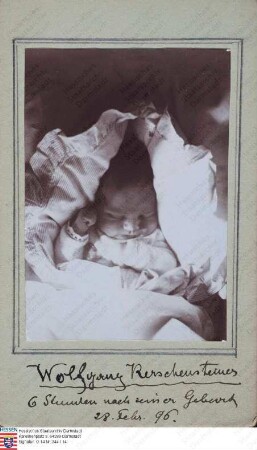 Kerschensteiner, Wolfgang (* 1896) / Porträt als Baby, Halbfigur