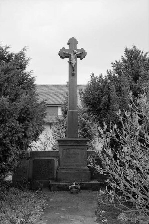 Gefallenen - Denkmal (Gefallenen - Denkmal); Hünfeld, Bornstraße