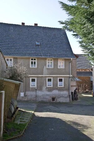 Biebertal, Gießener Straße 10, Gießener Straße 12