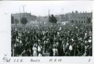 VVN-Treffen zum "Tag der Opfer des Faschismus" im Berliner Lustgarten 1949