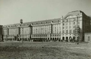 Wohn- und Geschäftshaus : Dresden-Altstdt, Altmarkt, Ansicht mit Wohn- und Geschäftshäusern