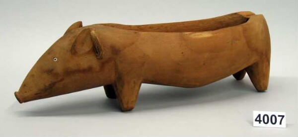 Bowl (pig shape)