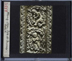 Florenz, S. Maria del Fiore (Dom) : Relief an der Südseite, Details des Gewändes