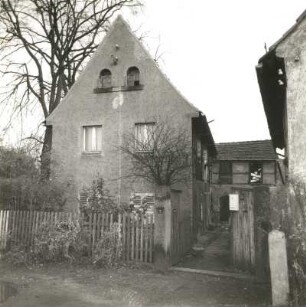 Cossebaude, Talstraße 1. Zweiseithof (1801/1850)