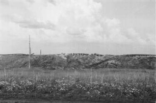 Zweiter Weltkrieg. Nach den Kampfhandlungen. Rußland, Oblast Belgorod. Zerstörtes Bahngleis