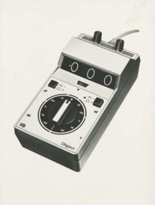 Digitales Vielfach-Meßinstrument von Dieter Oestreich