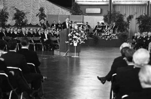 Jahresfeier 1970 der Universität Karlsruhe in der Schwarzwaldhalle