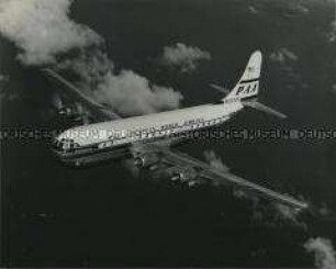 Flugzeugtyp "Clipper" der amerikanischen Fluggesellschaft PanAm in der Luft