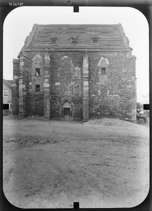 Wettin-Mücheln. Kapelle Unser Lieben Frauen (Templerkapelle, um 1270/1280). Südseite