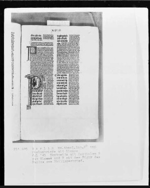 Paulusbriefe mit Glossen — Initiale P (AULUS), darin Paulus, Folio 145recto