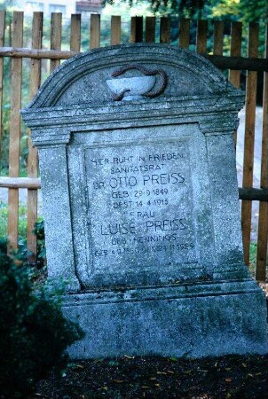 Grabstein des Kurarztes Preiss und dessen Frau