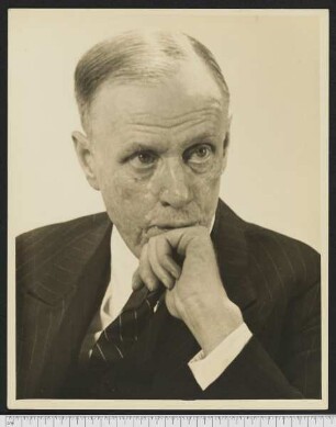 Porträtaufnahme Sinclair Lewis