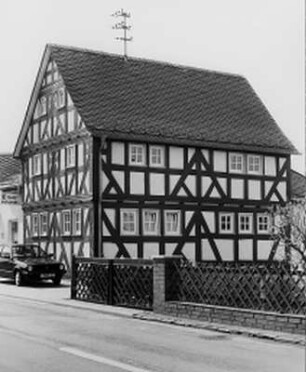 Bischoffen, Hauptstraße 22