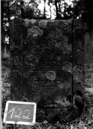 Grabstein 122 [Nir S. 98 Nr. 10.15]