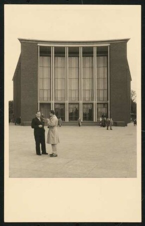Schauspielhaus, Bochum: Aussenansicht Eingangsseite