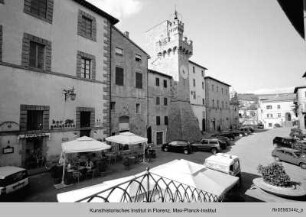 Piazza Garibaldi, Santa Fiora