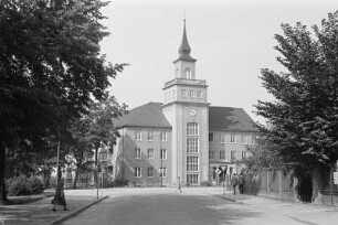Postplatz in Bautzen : Póštowe naměsto w Budyšinje : Bautzen / Budyšin