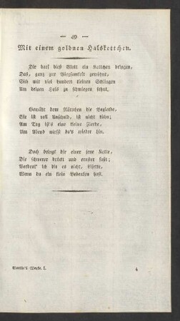Mit einem goldnen Halskettchen.