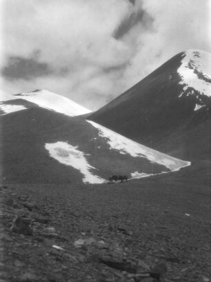 China. Sinkiang (Xinjiang). Kunlun. Süd- Sughet-Kette. Abstieg vom Sughet-Pass (5434 m)