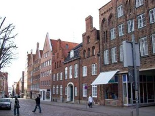Lübeck: Straßenzug der Innenstadt, Mengstraße