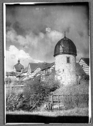 An der alten Stadtmauer in Heldburg