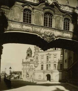 Übergang zur Hofkirche : Dresden-Altstadt, Residenzschloss, Übergang zur Hofkirche von Nordwesten mit Blick auf Georgentor und Ständehaus