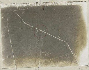 Bahnübergang an der Straßengabel Ismaning - Aschheim und Ismaning - Unterföhring (1400 m)