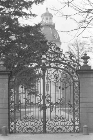Rokoko-Tor (Hirschtor) im Karlsruher Schlossgarten
