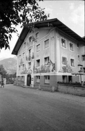 Hindelang: Bemaltes Gasthaus Sonne