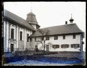 Gottesbergkapelle von Süden mit Mesnerhaus
