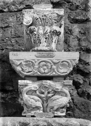 Kapitell mit Fabelwesen aus Saint Denis, Paris