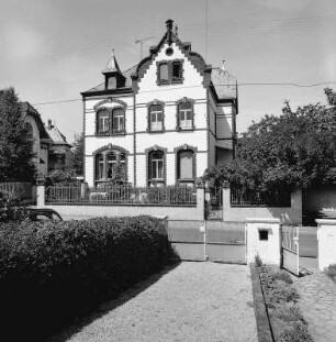 Eltville, Wörthstraße 8