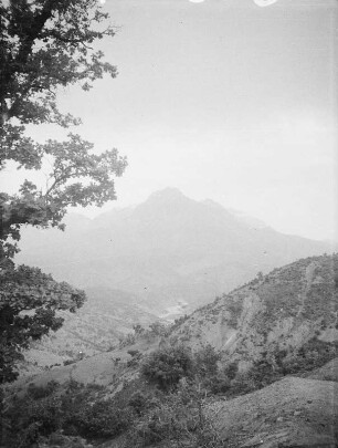 Talblick : Blick in ein Bergtal