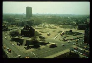 Diapositive: Anhalter Bahnhof, Askanischer Platz, 1982