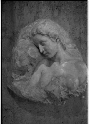 Duisburg: Lehmbruck-Museum; Mädchenkopf, Relief