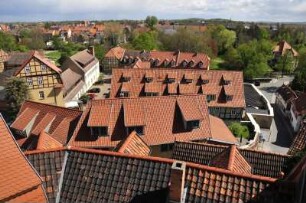 Quedlinburg - Stadtübersicht : Stadtübersicht aus dem Schlossgarten, aufgenommen in Quedlinburg am 14. April 2014. Foto Uwe Gerig