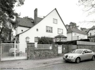 Wohnhaus; Berlin, Steglitz-Zehlendorf