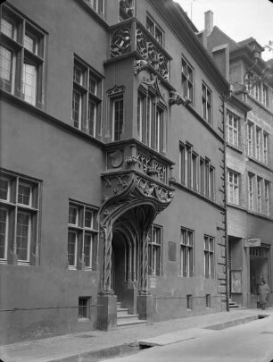 Haus zum Walfisch