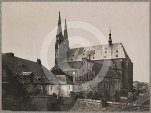 Peterskirche Görlitz mit alter Schule von SO