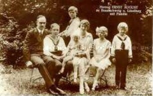 Ernst August zu Braunschweig und Lüneburg mit Familie